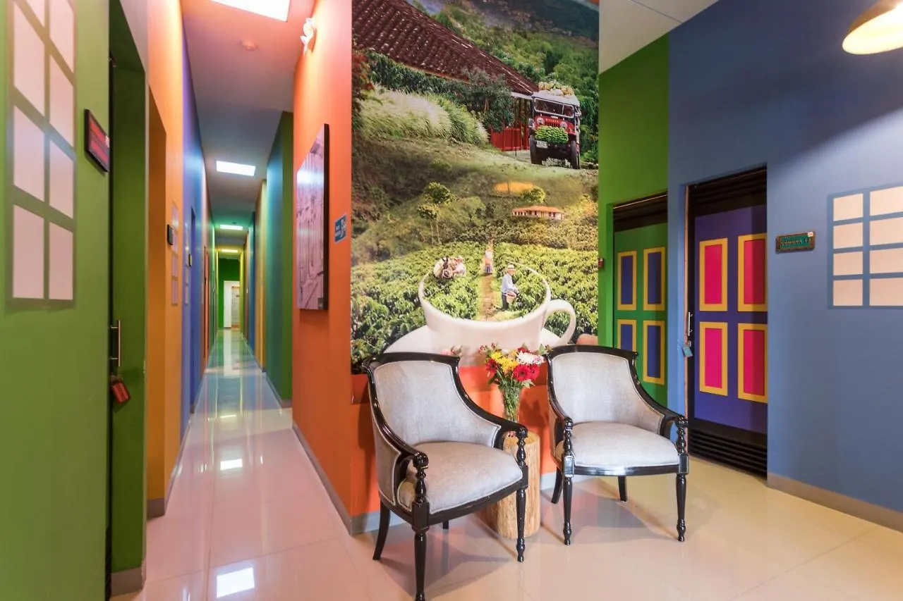 Parceros Med Hostel Medellín 0*,  Colômbia